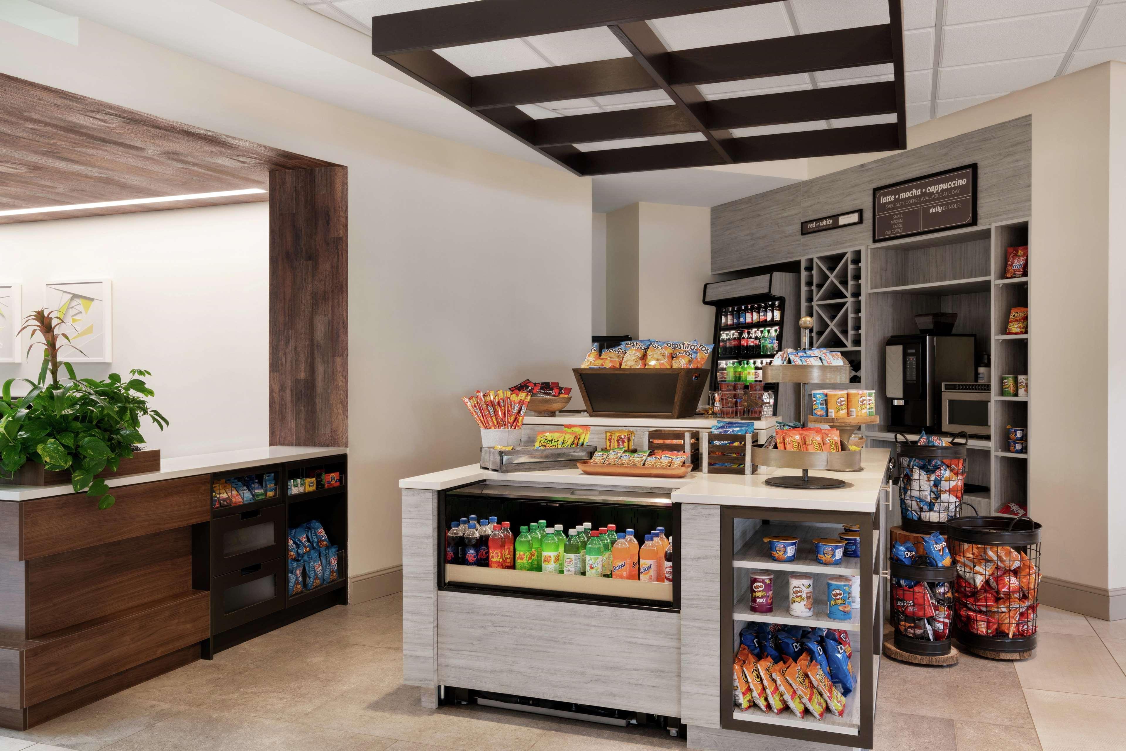 Hilton Garden Inn Charlotte/Ayrsley Kültér fotó